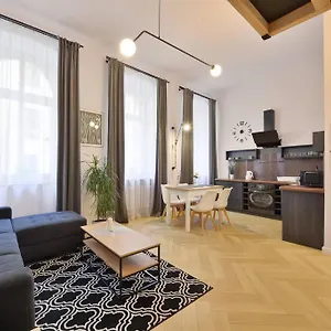  Apartament Argentis Kielbasnicza Black&white